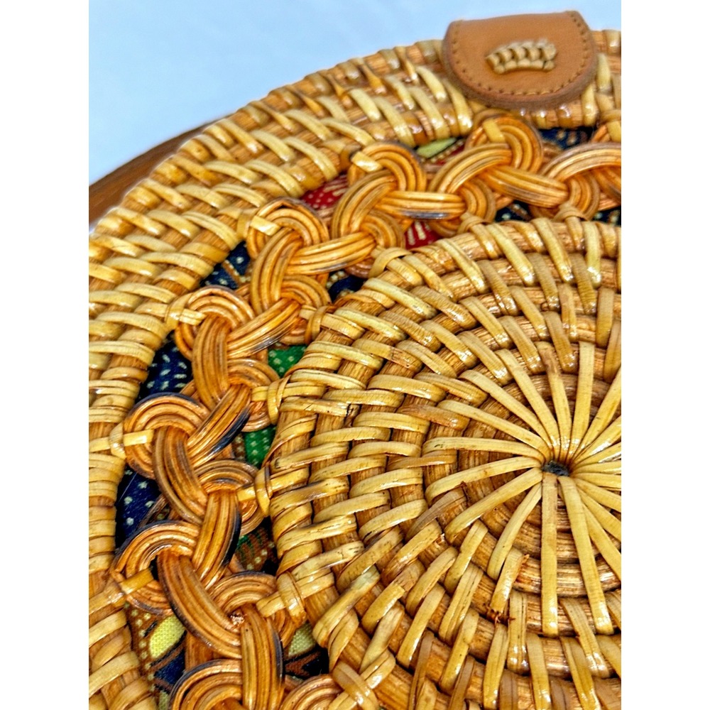 Round Wicker Woven Crossbody Bali Bag purse Baik fabric lining Purse - Picture 5 of 16